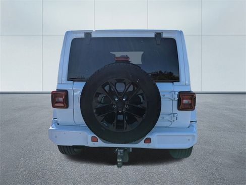 Used 2023 Jeep Wrangler Altitude image 4