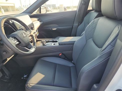New 2026 Lexus RX 350 FWD image 11