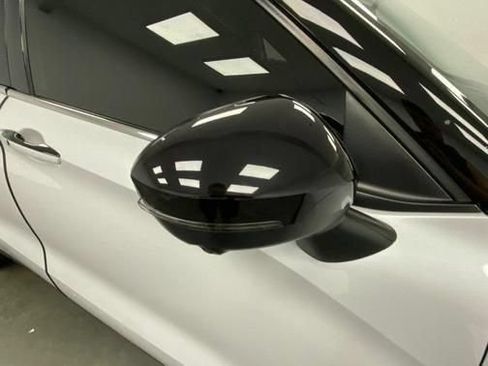 Used 2023 Mitsubishi Outlander SE Black Edition AWD/4WD image 16