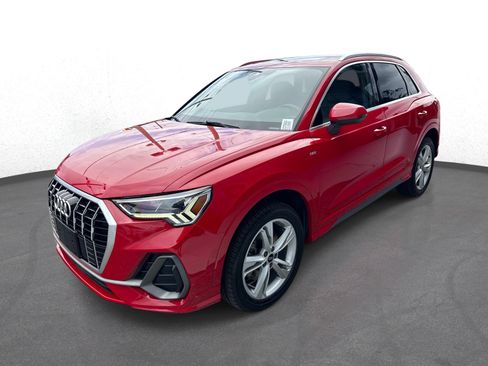 Used 2019 Audi Q3 2.0T Premium Plus AWD/4WD image 7