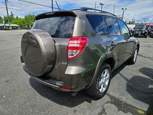 Used 2011 Toyota RAV4 Limited w/ Limited Extra Value Pkg AWD/4WD image 5