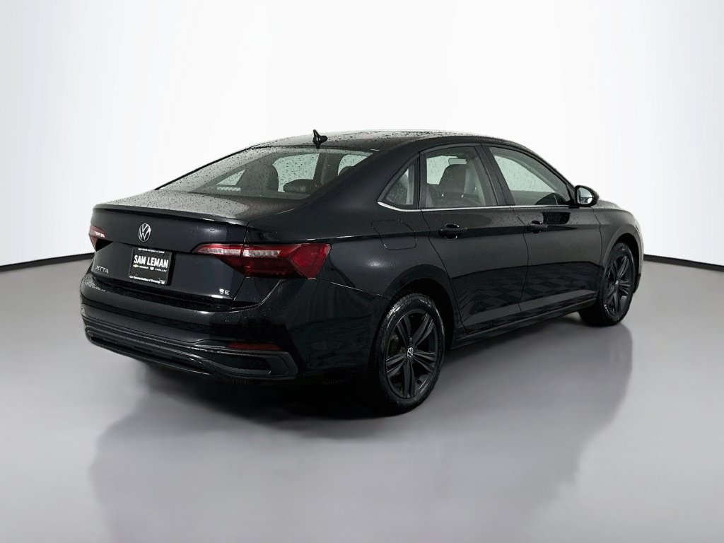 Used 2022 Volkswagen Jetta SE FWD image 7