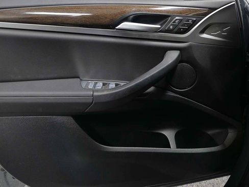 Certified 2024 BMW X3 xDrive30i w/ Premium Package image 6