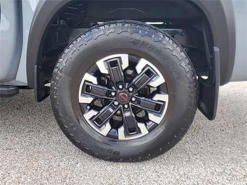 Used 2023 Nissan Frontier PRO-4X w/ Pro Convenience Package image 7