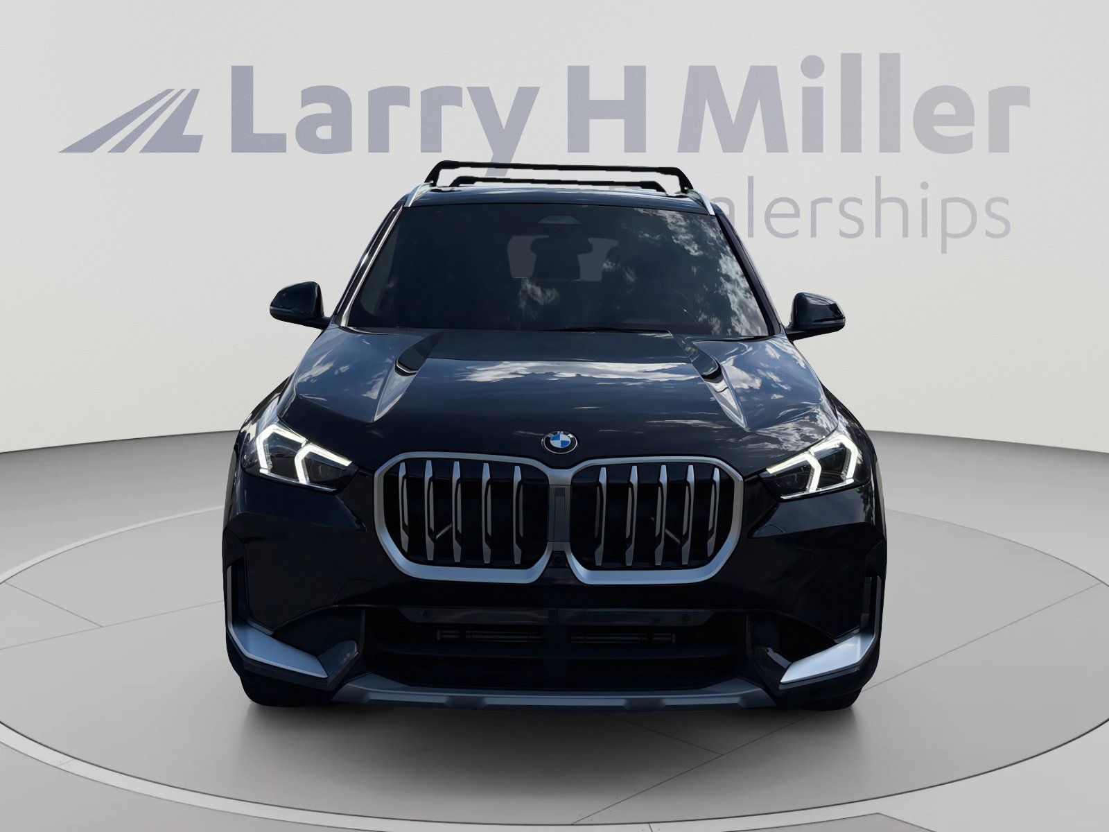 Used 2025 BMW X1 xDrive28i w/ Technology Package AWD/4WD image 8