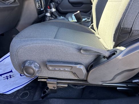 Used 2024 Jeep Wrangler Sport image 13