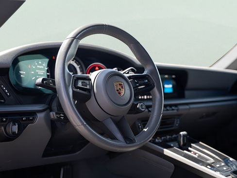Used 2021 Porsche 911 Carrera S w/ Sport Package RWD image 29