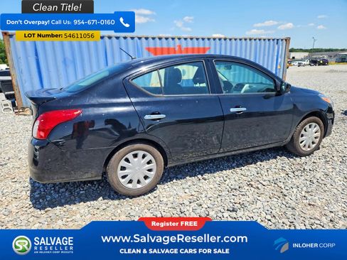 Used 2019 Nissan Versa SV FWD image 4