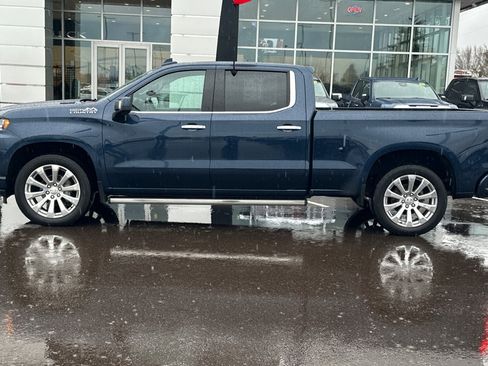 Used 2020 Chevrolet Silverado 1500 High Country w/ Technology Package image 7