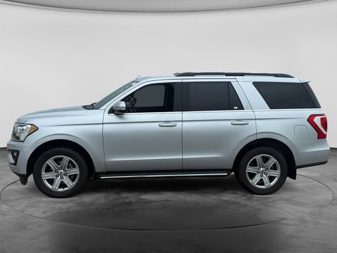 Used 2019 Ford Expedition XLT w/ Equipment Group 202A AWD/4WD image 5