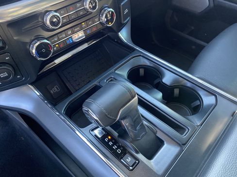 Used 2025 Ford F150 Lariat w/ Equipment Group 502A High image 32