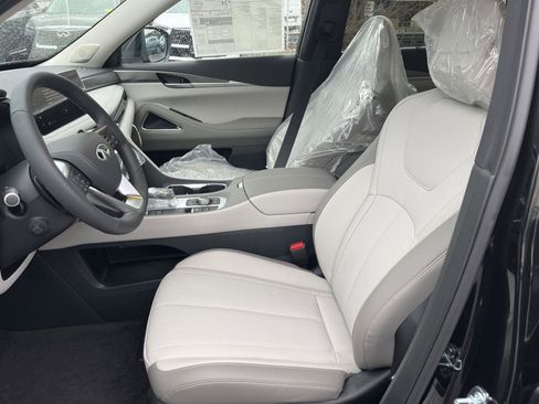 New 2026 INFINITI QX60 Luxe w/ Cargo Package AWD/4WD image 9