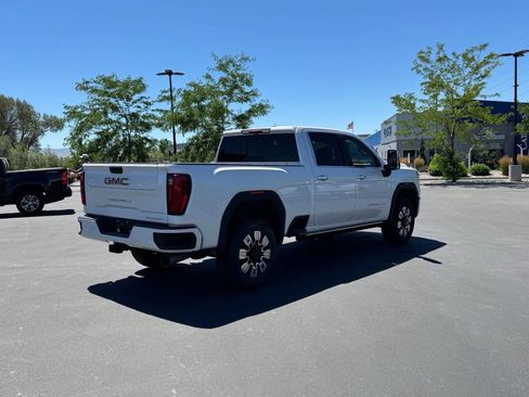 Used 2025 GMC Sierra 3500 Denali w/ Denali Reserve Package AWD/4WD image 7