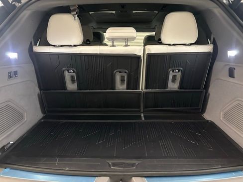 New 2026 Cadillac Escalade IQ Luxury 1 w/ LPO, Floor Liner Package image 21