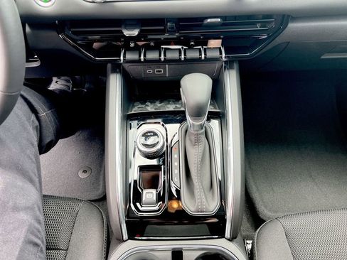 New 2026 GMC Canyon Elevation w/ Convenience Package AWD/4WD image 14