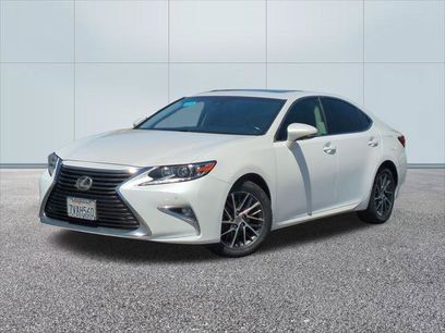Used 2017 Lexus ES 350 w/ Premium Package