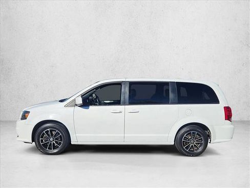 Used 2019 Dodge Grand Caravan GT FWD image 9