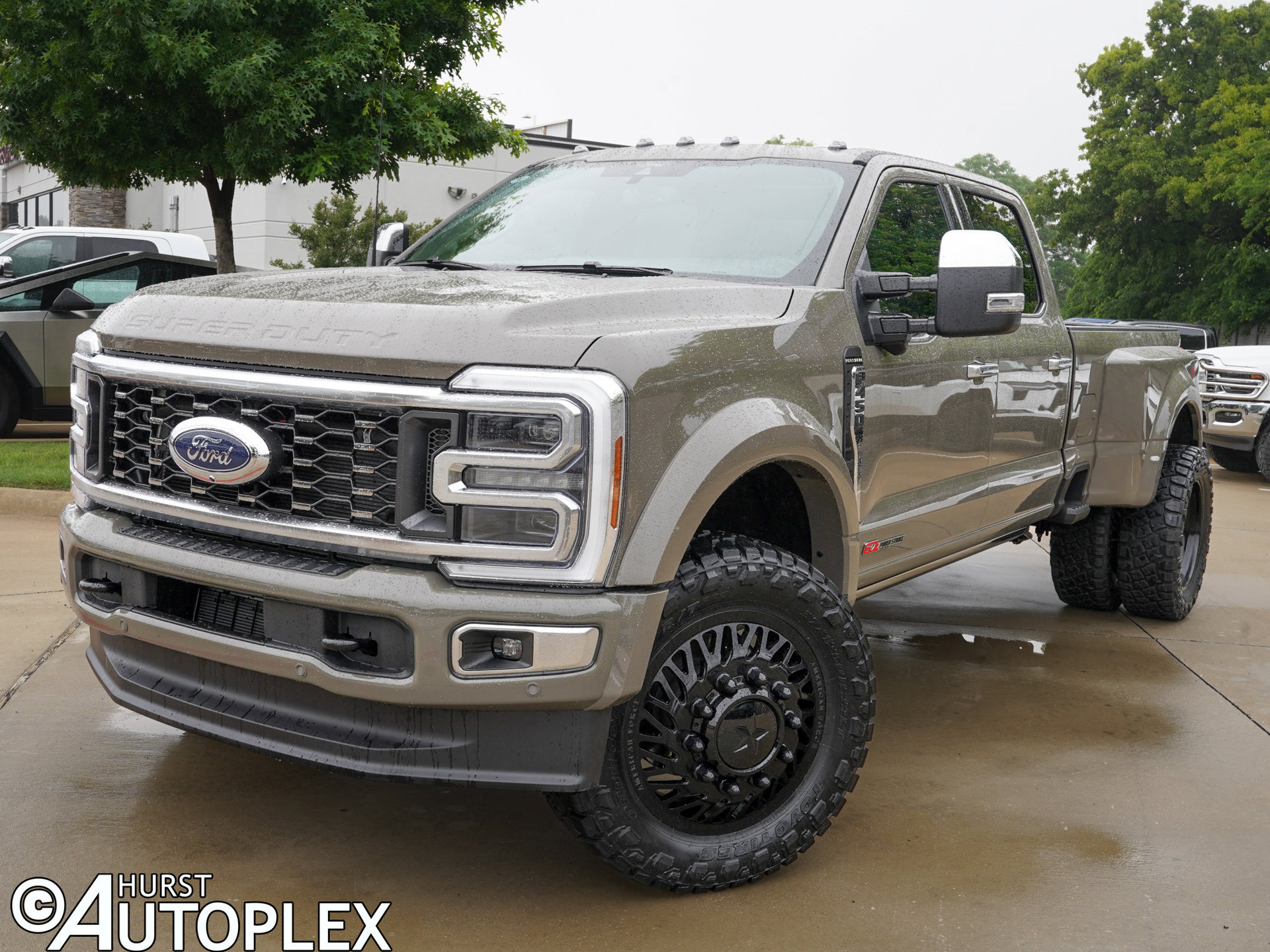 Used 2026 Ford F450 Platinum w/ Platinum Plus Package AWD/4WD image 1