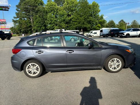 Used 2017 Subaru Impreza 2.0i Premium AWD/4WD image 4