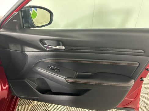 Used 2020 Nissan Altima 2.5 SR image 35