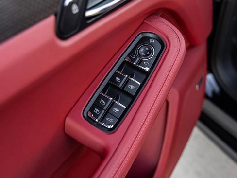 New 2026 Porsche Macan S image 66