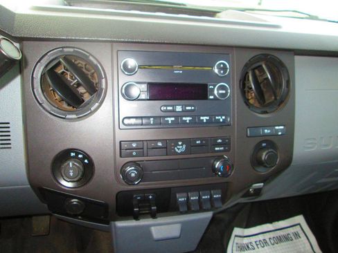 Used 2015 Ford F250 XL w/ Power Equipment Group AWD/4WD image 12