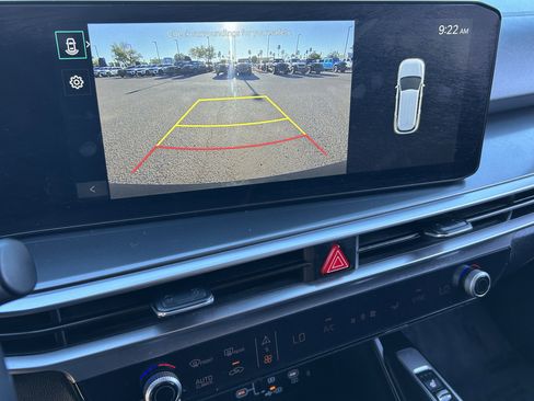 Certified 2024 Kia Sorento S image 28