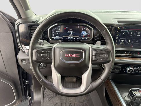 Used 2024 GMC Sierra 1500 Elevation AWD/4WD image 10
