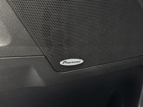 Used 2011 Chevrolet Equinox LT image 24