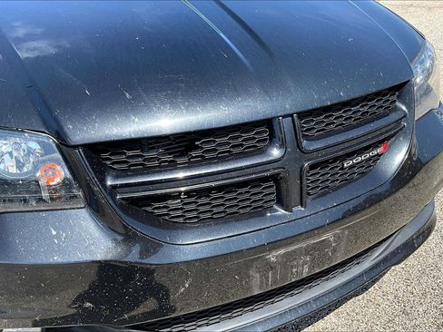 Used 2019 Dodge Grand Caravan GT FWD image 31