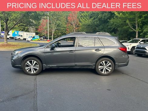 Used 2018 Subaru Outback 3.6R Limited AWD/4WD image 4