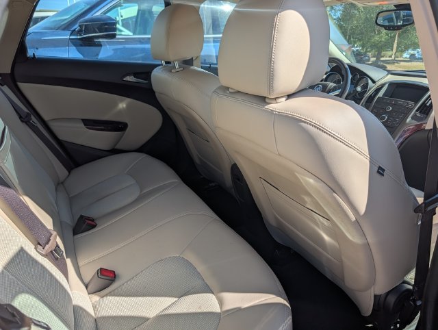 Used 2014 Buick Verano Convenience FWD image 16