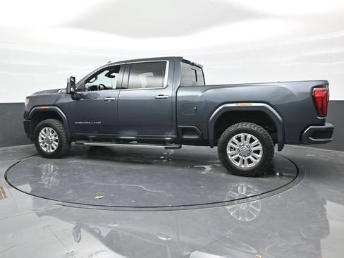 Used 2020 GMC Sierra 3500 Denali w/ Denali Ultimate Package AWD/4WD image 4