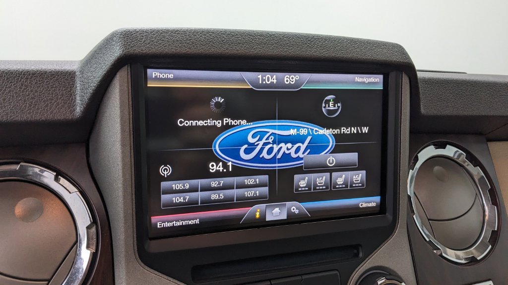 Used 2015 Ford F350 Lariat w/ Lariat Ultimate Package AWD/4WD image 24