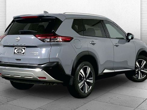 Used 2023 Nissan Rogue Platinum AWD/4WD image 13