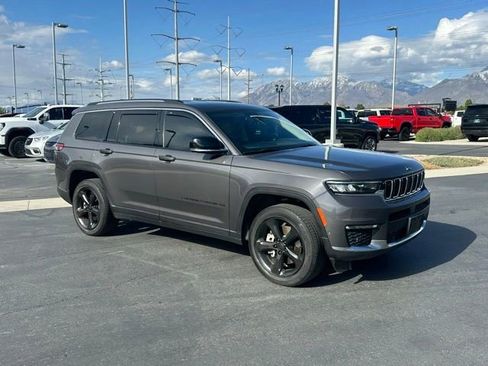 Used 2022 Jeep Grand Cherokee L Limited w/ Luxury Tech Group II AWD/4WD image 27