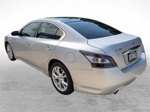 Used 2014 Nissan Maxima 3.5 SV w/ Premium Package FWD image 3