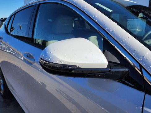 New 2026 Buick Envista Avenir FWD image 11