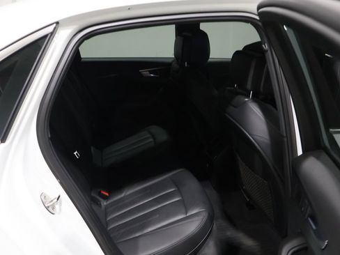 Used 2017 Audi A4 2.0T Premium Plus w/ Premium Plus Package image 21