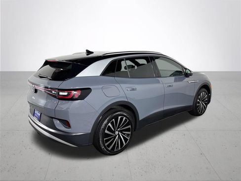 Certified 2023 Volkswagen ID.4 Pro S Plus AWD/4WD image 7
