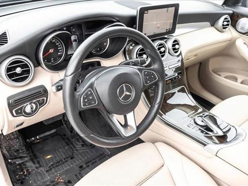Certified 2018 Mercedes-Benz GLC 300 4MATIC image 10