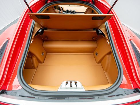 Used 2016 Ferrari F12 Berlinetta RWD image 40