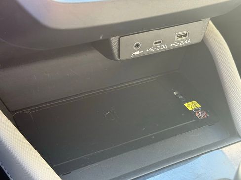 Certified 2025 Subaru Forester Premium AWD/4WD image 16