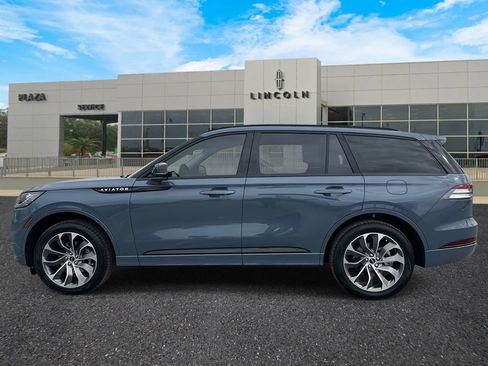 New 2026 Lincoln Aviator AWD image 6