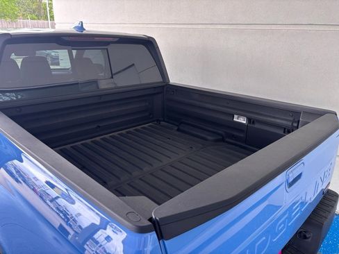 Used 2025 Honda Ridgeline TrailSport+ image 12
