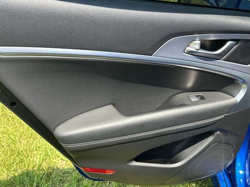 Used 2021 Genesis G70 2.0T w/ Elite Package image 18