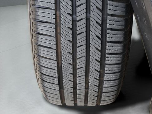 Used 2022 Hyundai Santa Cruz Limited AWD/4WD image 36