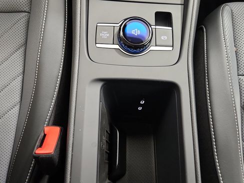 New 2025 Volkswagen Tiguan SE R-Line image 24