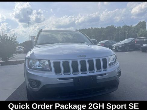 Used 2017 Jeep Compass Sport w/ Power Value Group AWD/4WD image 3