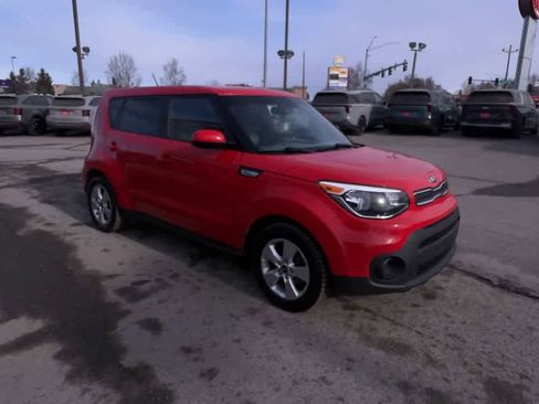 Used 2019 Kia Soul image 2